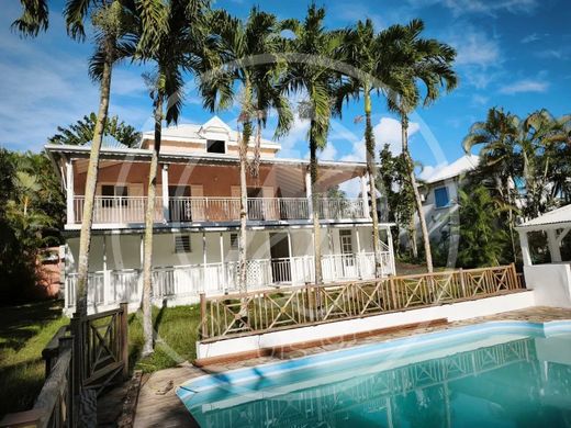 Villa in Baie-Mahault, Guadeloupe