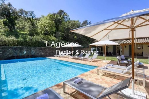 ‏וילה ב  רמטואל, Var