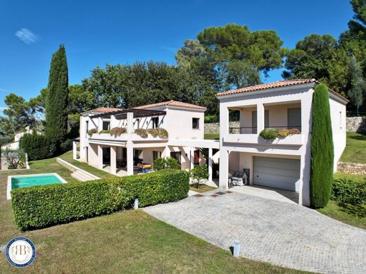 Luxury home in Mougins, Alpes-Maritimes