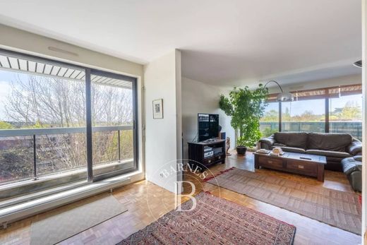 Apartment in Le Chesnay, Yvelines