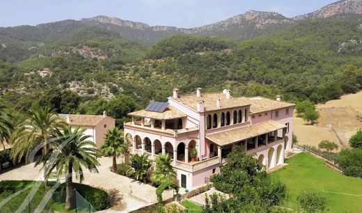 Palace in Puigpunyent, Province of Balearic Islands