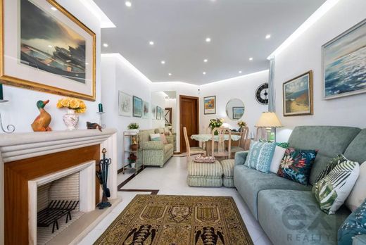 Apartment in Quarteira, Loulé