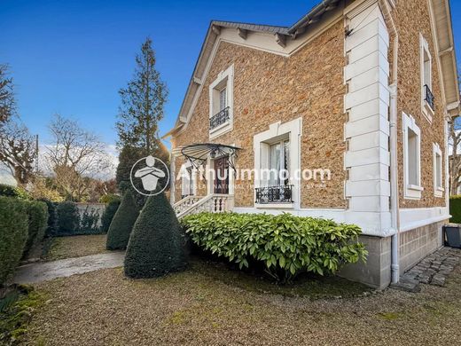 Элитный дом, Soisy-sur-Seine, Essonne