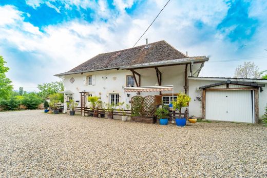 Luxury home in Le Pont-de-Beauvoisin, Savoy