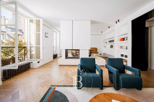 Apartment in Provence-Opéra – Grands Boulevards, Paris