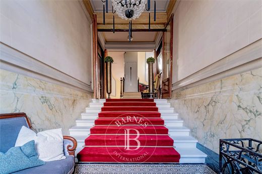 Apartment / Etagenwohnung in Bordeaux, Gironde