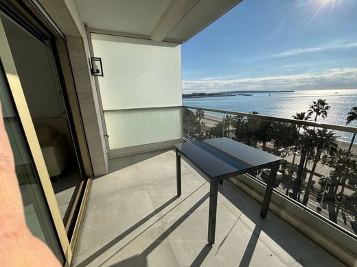 Appartement à Cannes, Alpes-Maritimes