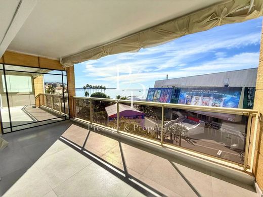 Piso / Apartamento en Cannes, Alpes Marítimos