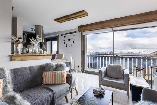 Chalet in Saint-Lary-Soulan, Hautes-Pyrénées