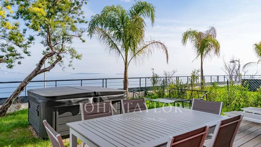 Apartment in Théoule-sur-Mer, Alpes-Maritimes