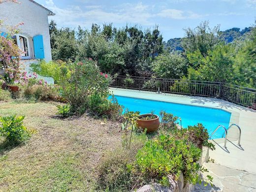 빌라 / Cagnes-sur-Mer, Alpes-Maritimes