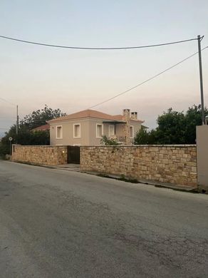 Villa en Vrakháti, Corinthia