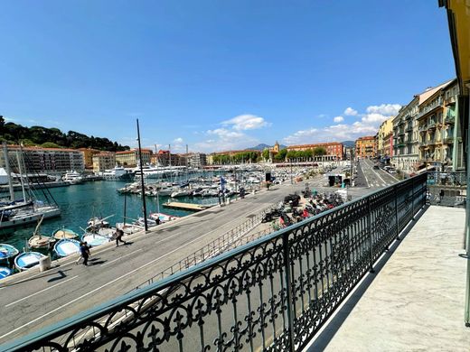 ﺷﻘﺔ ﻓﻲ نيس, Alpes-Maritimes