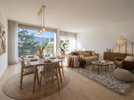 Daire Suresnes, Hauts-de-Seine