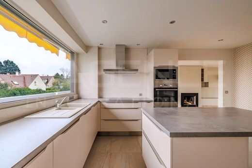 Saint-Germain-en-Laye, Yvelinesのアパートメント