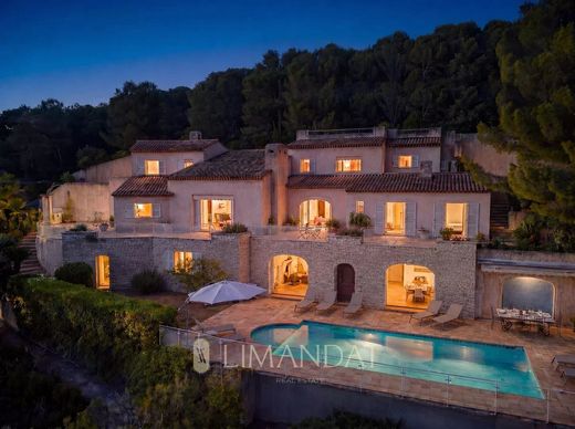Luxury home in Roquebrune-Cap-Martin, Alpes-Maritimes