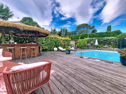 Villa en Mougins, Alpes Marítimos