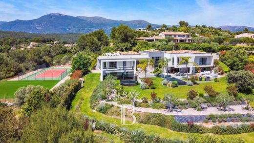 Villa en Roquefort-les-Pins, Alpes Marítimos