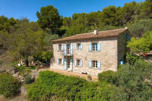 Rustik ya da çiftlik Callas, Var