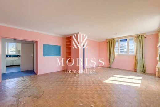 Apartment in Boulogne-Billancourt, Hauts-de-Seine
