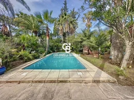 Luxury home in Saint-Aygulf, Var