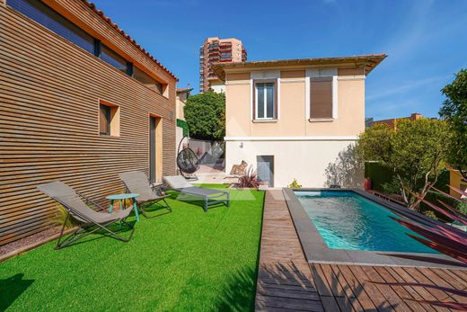 Luxus-Haus in Beausoleil, Alpes-Maritimes