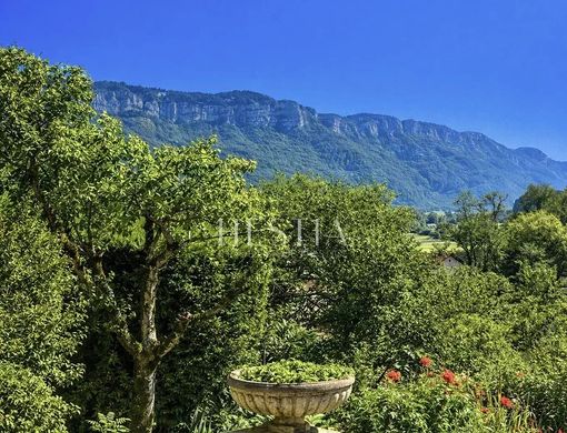 Casa de lujo en Aix-les-Bains, Saboya