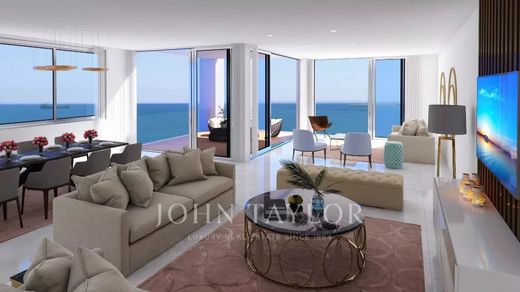 Apartment / Etagenwohnung in Limassol, Limassol District