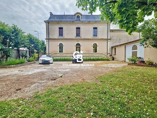 Casa de luxo - Saint-Jean-d'Angély, Charente-Maritime