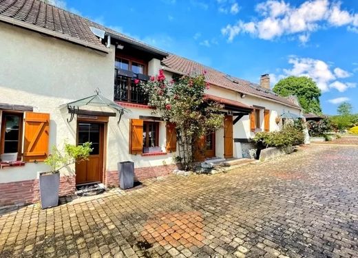 Luxury home in Pacy-sur-Eure, Eure