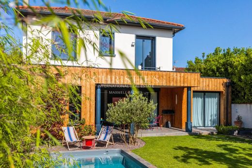 منزل ﻓﻲ بوردو, Gironde