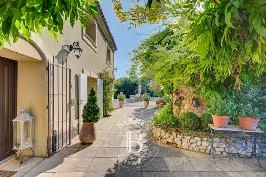 Casa di lusso a Lamanon, Bocche del Rodano