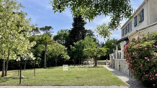 Villa in Mougins, Alpes-Maritimes