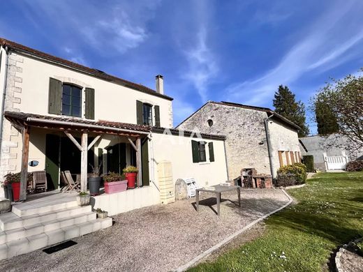Casa de lujo en Mansle, Charenta