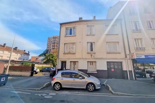 Complesso residenziale a Noisy-le-Sec, Seine-Saint-Denis