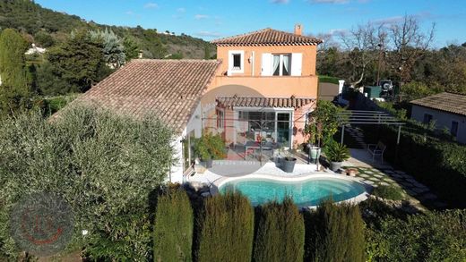 Villa in Les Adrets-de-l'Estérel, Var