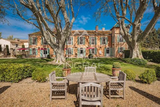 Luxury home in Arles, Bouches-du-Rhône
