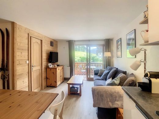 Apartment / Etagenwohnung in Combloux, Haute-Savoie