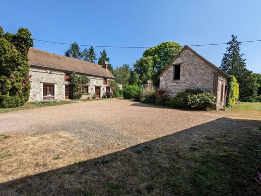 Casa di lusso a Fontaine-sous-Jouy, Eure