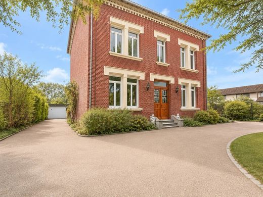 Luxury home in Cagny, Somme