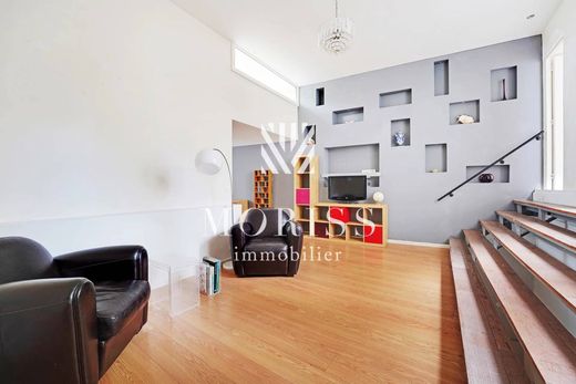 Lüks ev Buttes-Chaumont, Villette, Bas Belleville, Paris