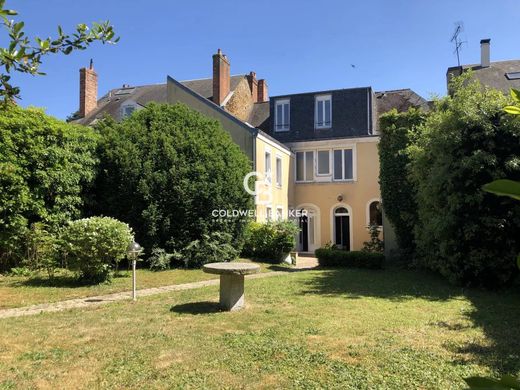 Luxe woning in Le Mans, Sarthe
