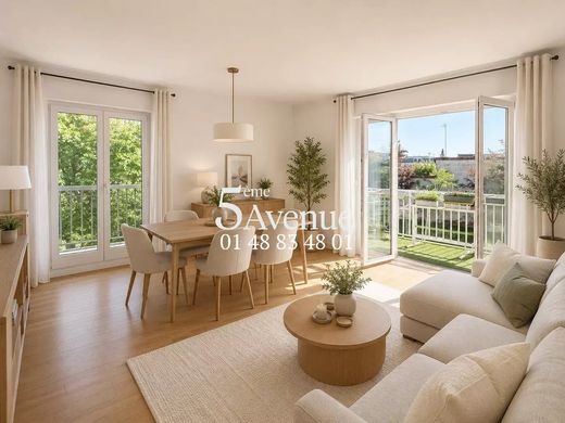 Apartment in Saint-Maur-des-Fossés, Val-de-Marne