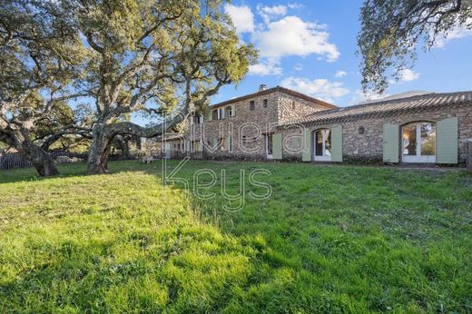Casa di lusso a Roquebrune-sur-Argens, Var