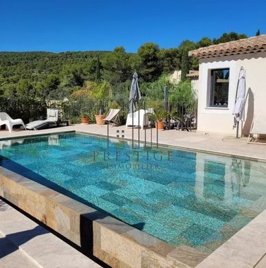 Luxury home in Ceyreste, Bouches-du-Rhône