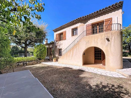 Luksusowy dom w Le Rouret, Alpes-Maritimes