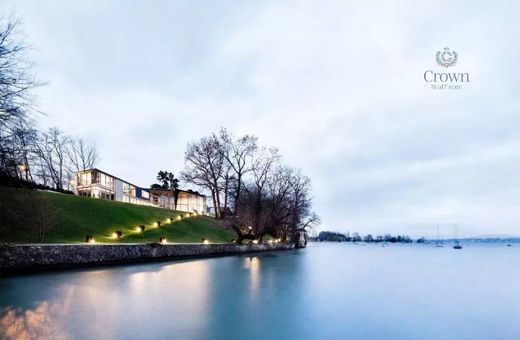 Πολυτελή κατοικία σε Genthod, Geneva