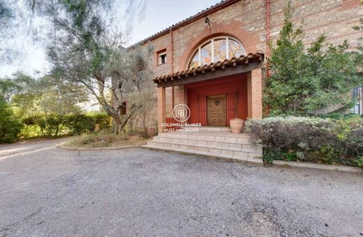Rural or Farmhouse in Perpignan, Pyrénées-Orientales