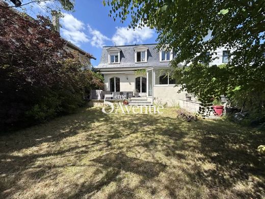 ‏בתי יוקרה ב  Saint-Maur-des-Fossés, Val-de-Marne