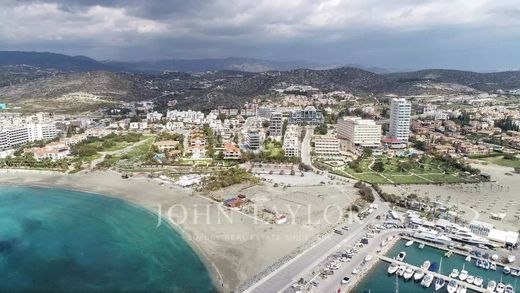 Квартира, Parekklisha, Parekklisiá